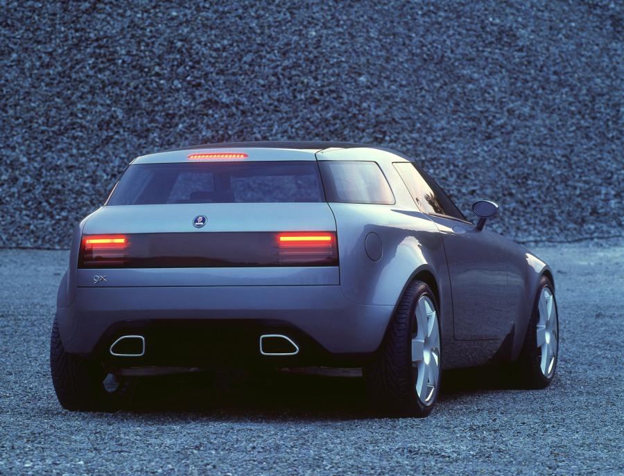  Saab 9X Concept 2001 года  (фото 2 из 34)